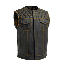 Load image into Gallery viewer, Hornet Men's Club Style Leather Vest