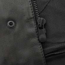 Load image into Gallery viewer, Hotshot Men's Motorcycle Leather Vest