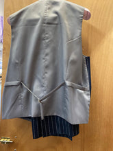 Load image into Gallery viewer, Vitali M1532-NP-PK Navy Stripe 3-Piece Modern Fit Suit