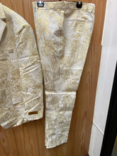 Load image into Gallery viewer, Luxury Ivory/Gold Floral 2-Piece Modern Fit Suit