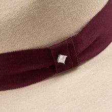 Load image into Gallery viewer, Stud - Silverbelly