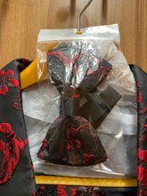 Load image into Gallery viewer, Luxury Red/Black Floral 2-Piece Modern Fit Suit