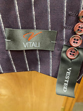 Load image into Gallery viewer, Vitali M1532-NP-PK Wine Stripe 3-Piece Modern Fit Suit