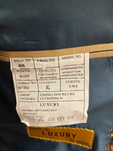 Load image into Gallery viewer, Luxury Navy Blue/Gold Floral 2-Piece Modern Fit Suit