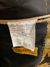 Load image into Gallery viewer, Luxury Black/Gold Floral 2-Piece Modern Fit Suit