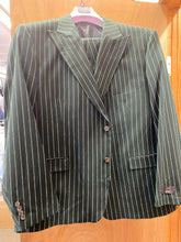 Load image into Gallery viewer, Vitali M1532-NP-PK Bottle Green Stripe 3-Piece Modern Fit Suit
