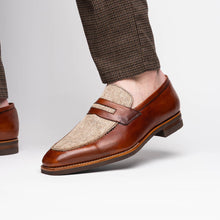 Load image into Gallery viewer, 15-733-CGN Lago Italian Calfskin Slip On Loafer Cognac