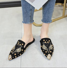 Load image into Gallery viewer, Luxury Women Mules Ladies Summer Slippers Women Shoes New Low Heels Flat Casual Shoes Woman Flip Flops Mules For Women Slip On Flats Loafers Pointed Toe Womens Mules