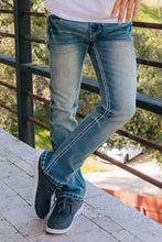 Load image into Gallery viewer, Holt Men's Medium Wash Slim Boot Cut Jeans