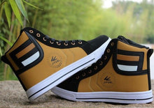 Load image into Gallery viewer, Men's High Top Sneakers Breathable Street Sports Shoes Hip Hop Trendy Style Casual Shoes Fashion Sneakers Breathable Comfort Walking Mens Sneakers