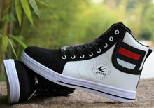 Load image into Gallery viewer, Men's High Top Sneakers Breathable Street Sports Shoes Hip Hop Trendy Style Casual Shoes Fashion Sneakers Breathable Comfort Walking Mens Sneakers
