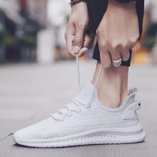 Load image into Gallery viewer, Men's Lightweight Running Shoes New Summer Comfortable And Breathable Sports Outdoor Fashion Sneakers Slip On Lightweight Athletic Fashion Casual Breathable Shoes For Walking Running Jogging