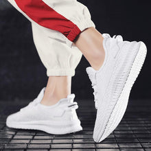 Load image into Gallery viewer, Men's Lightweight Running Shoes New Summer Comfortable And Breathable Sports Outdoor Fashion Sneakers Slip On Lightweight Athletic Fashion Casual Breathable Shoes For Walking Running Jogging