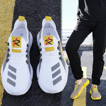 Load image into Gallery viewer, Men's Lightweight Running Shoes New Summer Comfortable And Breathable Sports Outdoor Fashion Sneakers Slip On Lightweight Athletic Fashion Casual Breathable Shoes For Walking Running Jogging