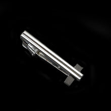 Load image into Gallery viewer, Men's Metal Tie Clip Bright Stainless Steel Tie Clip Men's Classic Tie Clip Elegant Jewelry Necktie Clips Clasp Simple Wedding Jewelry Necktie Clips For Party Charming Creative Anniversary Gifts