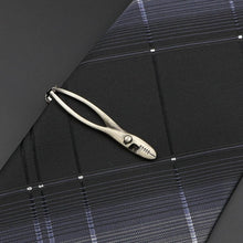 Load image into Gallery viewer, Men's Metal Tie Clip Vintage Unique Shape Bright Stainless Steel Necktie Clasp Gentleman's Party Luxury Tie Bars Clips Wedding Luxury Design Accessories For Men