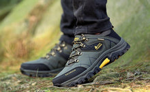 Load image into Gallery viewer, Men's Winter Snow Boots Waterproof Leather Sports Super Warm Men's Boots Outdoor Hiking Boots Work Travel Shoes Trail Climbing Shoes Lace Up Anti-Slip Waterproof Working Outdoor Boots
