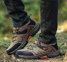 Load image into Gallery viewer, Men's Winter Snow Boots Waterproof Leather Sports Super Warm Men's Boots Outdoor Hiking Boots Work Travel Shoes Trail Climbing Shoes Lace Up Anti-Slip Waterproof Working Outdoor Boots