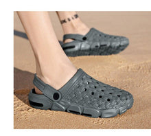 Load image into Gallery viewer, Men Summer Hole Shoes Rubber Plastic Unisex Garden Shoes Beach Flat Men Sandals Outdoor Indoor Slippers Lightweight Sandals Garden Clogs Hiking Shoes Water Beach Shoes