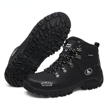 Load image into Gallery viewer, Men Waterproof Hiking Shoes Breathable Tactical Combat Boots New Outdoor Climbing Shoes Winter Snow Boots Warm Fur Lined Non Slip Leather Hiking Walking Shoes For Mens