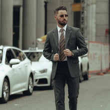 Load image into Gallery viewer, Velletri - Silk Jacquard Tie - Oak