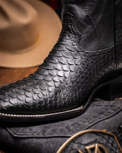 Load image into Gallery viewer, Missouri Black