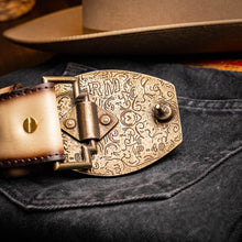 Load image into Gallery viewer, Montana Belt Stone Orix