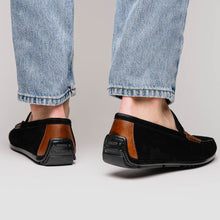 Load image into Gallery viewer, 36-300-BLK MONZA Sueded Italian Calfskin Driver Black / Chestnut