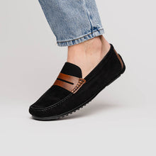 Load image into Gallery viewer, 36-300-BLK MONZA Sueded Italian Calfskin Driver Black / Chestnut