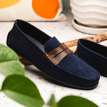 Load image into Gallery viewer, 36-300-NVY MONZA Sueded Italian Calfskin Driver Navy / Chestnut