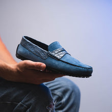 Load image into Gallery viewer, 31-160-DNM MONZA Sueded Calfskin with Crocodile Driver Denim