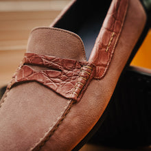 Load image into Gallery viewer, 31-160-CDY MONZA Sueded Calfskin with Crocodile Driver Candy