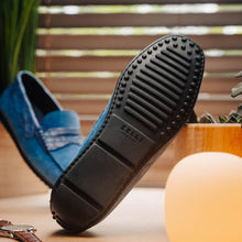 Load image into Gallery viewer, 31-160-DNM MONZA Sueded Calfskin with Crocodile Driver Denim