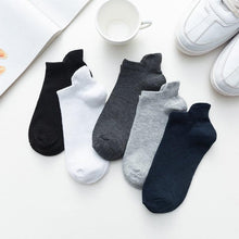 Load image into Gallery viewer, New 5pairs/lot Mixed Colors Ankle Socks Summer Sport Fashion Funny Underwear Women Breathable Soft Combed Out Of Pure Cotton Breathable Socks For Men And Women