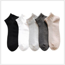 Load image into Gallery viewer, New 5pairs/lot Mixed Colors Ankle Socks Summer Sport Fashion Funny Underwear Women Breathable Soft Combed Out Of Pure Cotton Breathable Socks For Men And Women