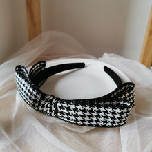 Load image into Gallery viewer, New Black Big Bow Plaid Bezel Headwear Women Headband Cute Girls Hair Bands Lovely Hairband Hoop for Korean Gorgeous Hair Accessories For Women