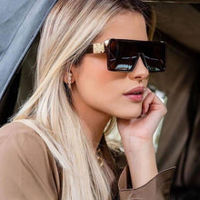 Load image into Gallery viewer, New Design New Stylish New Classic New Black & White Square Shape Sunglasses For Women New Fashionable Branded & Oversized Sun Glasses For Men New Luxury Shades Sunglasses For Men & Women