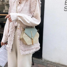 Load image into Gallery viewer, New Famous Mulit Style Straw+leather Handba For Women And Girls New Fashion Summer Bag Handmade Woven Beach Circle Shoulder Bag
