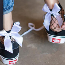 Load image into Gallery viewer, New Fashion Women Black Mesh Short Ankle Socks Girls Fishnet Socks With Cute Bow Ladies Socks in 6 Colors Outdoor Stylish Socks For Women