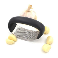 Load image into Gallery viewer, New Incredible 1Pcs Stainless Garlic Press Household Manual Garlic Press Device Kitchen Press Squeezer Ginger Garlic Tools Kitchen Accessories
