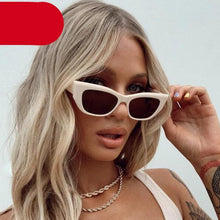 Load image into Gallery viewer, New Luxury Cat Eye Sunglasses For Women Eyewear For Women/Men Stylish Pink Sun Glasses For Women Beautiful Design Sunglasses UV400 Protection Lenses Ladies Fashion Retro Sun Glasses