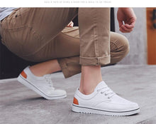 Load image into Gallery viewer, New Men's Flats High Quality Casual Shoes Handmade Shoes Casual Sports Flats Men Lightweight Comfortable Walking Shoes Outdoor Walking Sneakers For Mens