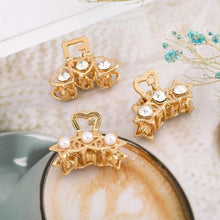 Load image into Gallery viewer, New Small Pearl Hair Claw Rhinestone For Women Hairpins Girls Clamps Hair Crab Clips Metal Hair Accessories Headdress Fashion Hairgrips Band Accessories For Party