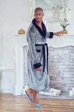 Load image into Gallery viewer, Cozy Mens Plush Robes – Built for Comfort, Designed to Last
