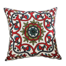 Load image into Gallery viewer, 100% Cotton Embroidery Flower Pattern Pillow Cover Home Decoration Sofa Cushion Cover Housewarming Gift Pillow Case Decorative Embroidered Pillow Cover Handmade Cotton Cover For Throw Pillows Beautiful Modern Floral Patterns 45x45cm