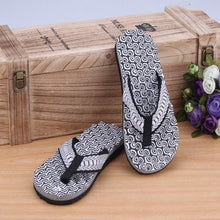 Load image into Gallery viewer, Summer Women Flip Flops Shoes Sandals Camouflage Outdoor Beach Shoes Slippers Daily Wear Casual Slippers Comfort Thong Style Flip Flops Sandals For Women With Arch Support For Comfortable Walk