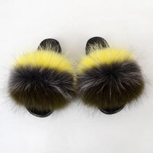 Load image into Gallery viewer, Summer Women Raccoon Fur Slippers Plush Slides Furry Sandals Fluffy House Shoes Girl's Cute Flip Flops Sandal With Soft Furry Faux Fox Fur House Outdoor Multicolor Slippers