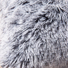 Load image into Gallery viewer, Soft Fur Plush Shaggy Fluffy Pillow Cover Decorative Cushion Covers For Home Living Room Sofa Decor Luxury Faux Fur Throw Pillow Cover Decorative Plush Pillow Case Cushion Cover Shell for Sofa Bedroom Car 43x43cm