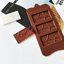 Load image into Gallery viewer, New Silicone Chocolate Mold Triangular Baking Tools Non-Stick Silicone Cake Mould Jelly Candy 3D Molds Kitchen Accessories Break Apart Chocolate Molds Silicone Deep Candy Bar Molds Silicone Shapes