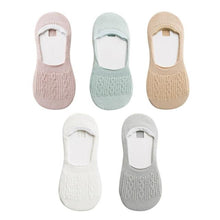 Load image into Gallery viewer, 5 Pairs 3D Cartoon Harajuku Cat Cute Heart Invisible Cotton Socks Casual Boat Socks Funny Girl Ankle Sock Set for Women